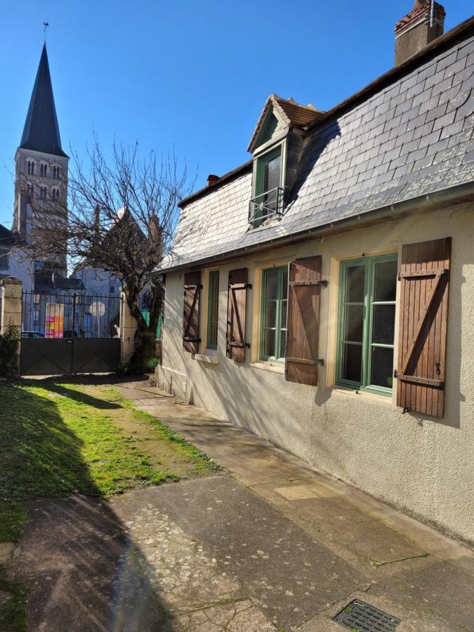 La Cour Du Chateau La Charité-sur-Loire Zewnętrze zdjęcie